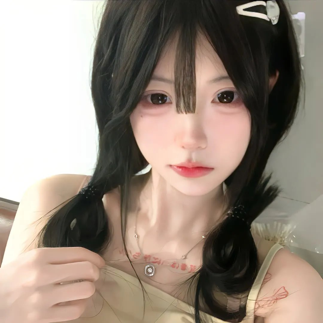 红色谜团